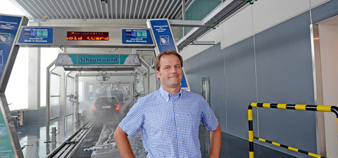 Interview mit Harald Börsch, Geschäftsführender Gesellschafter der DICO Waschstraßen GmbH und der DICO Technik GmbH Interview mit Harald Börsch, Geschäftsführender Gesellschafter der DICO Waschstraßen GmbH und der DICO Technik GmbH